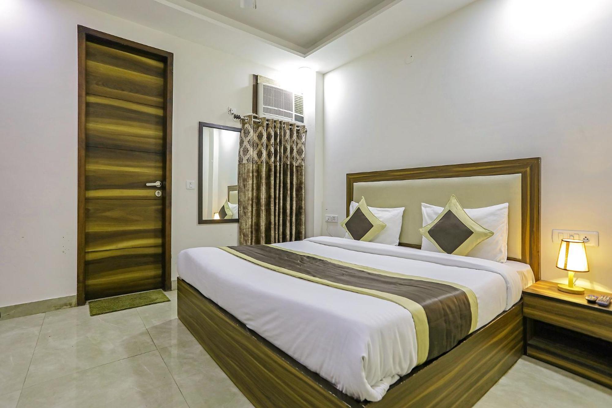 Fabhotel White House Bnb - Nr Yashobhoomi Convention Centre Delhi  Eksteriør billede