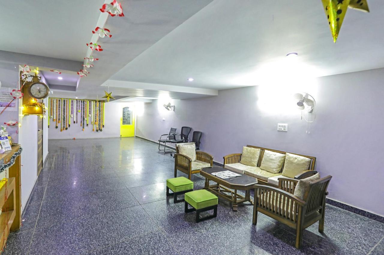 Fabhotel White House Bnb - Nr Yashobhoomi Convention Centre Delhi  Eksteriør billede